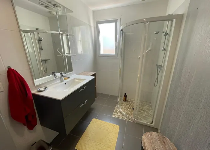 Maison 3 Chambres, Terrasse, Jardin A La Terriere - Fr-1-22-386 Nyaraló *